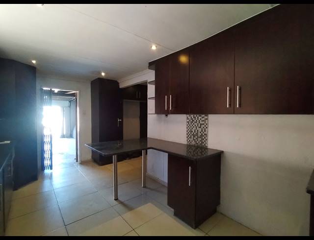 3 BEDROOM HOUSE TO LET IN BRAKPAN NORTH